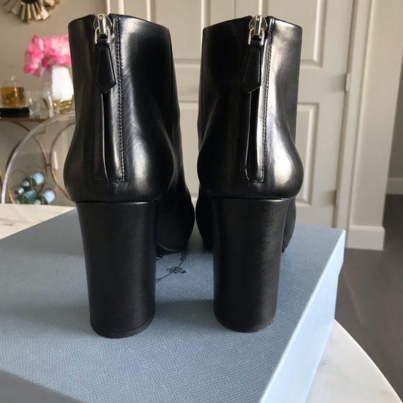 Prada Block Heel Booties 41 black leather - Picture 2 of 8